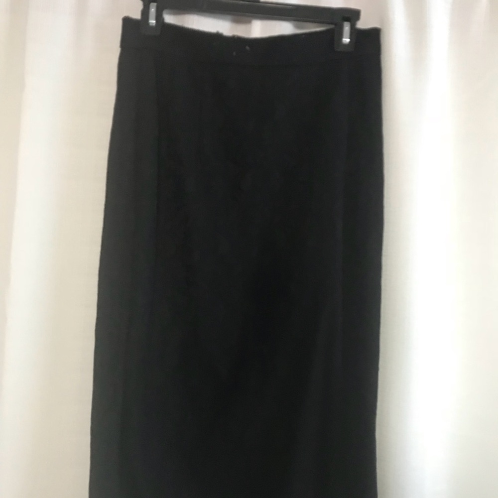 Jennifer Lopez lace pencil skirt